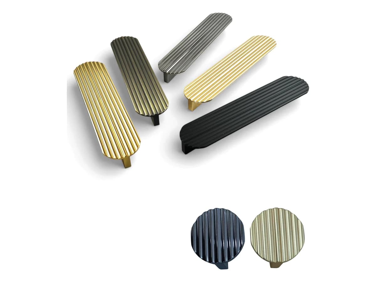 T-40 Handle (PM 001) — Aluminum furniture handle